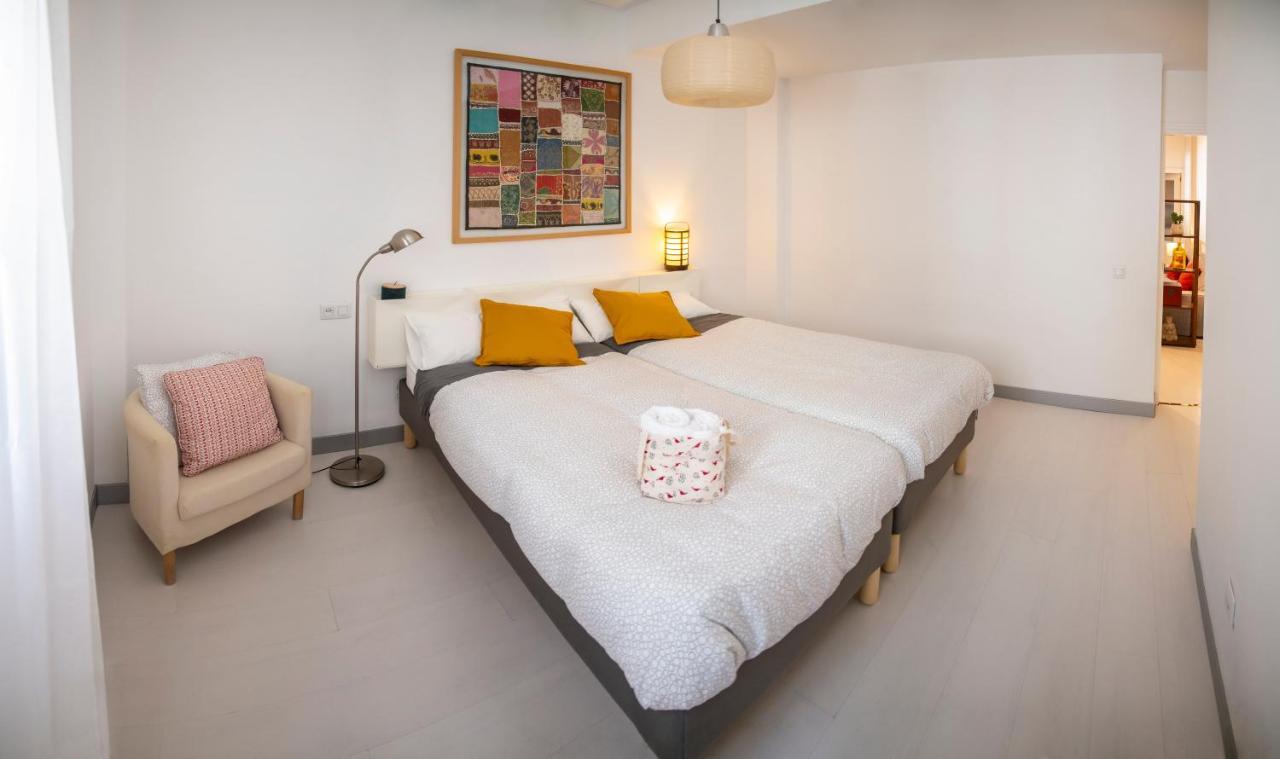 Centuria Macarena, Apartamento Duplex Apartment เซบีญา ภายนอก รูปภาพ